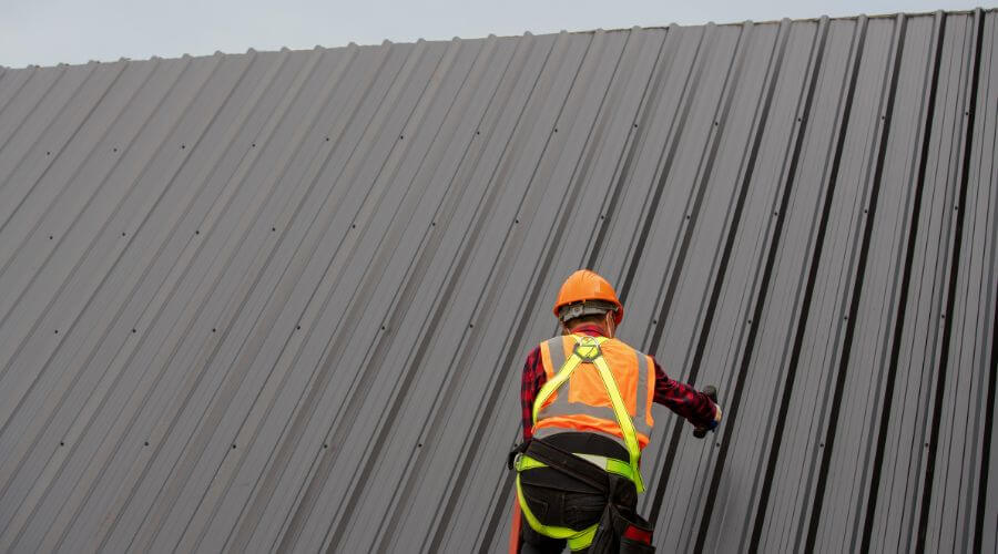 Expert new roof installation services in Burghill, OH